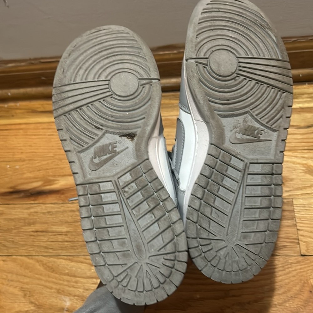 Nike Dunks - Picture 3 of 5